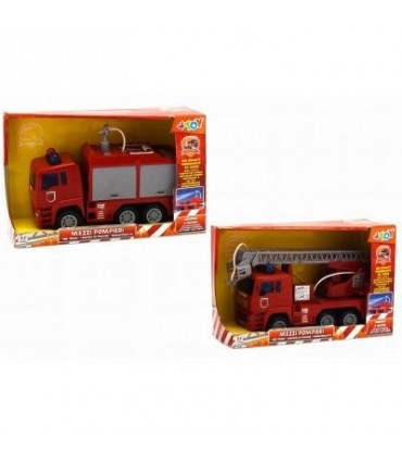 CAMION DE BOMBEROS CON MANGUERA DE AGUA
